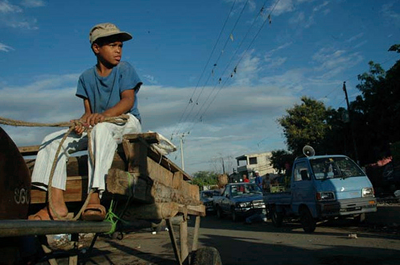 Niño carreta